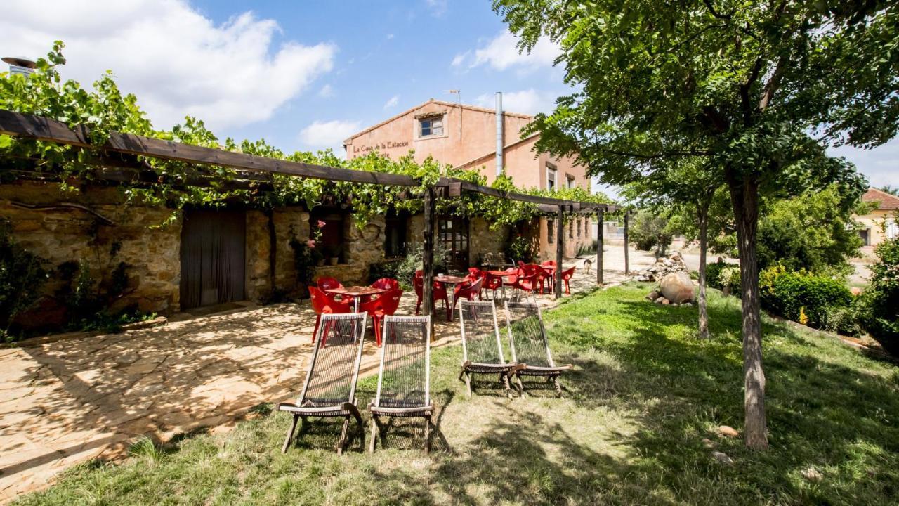 Отель La Casa De La Estacion Саррион Экстерьер фото